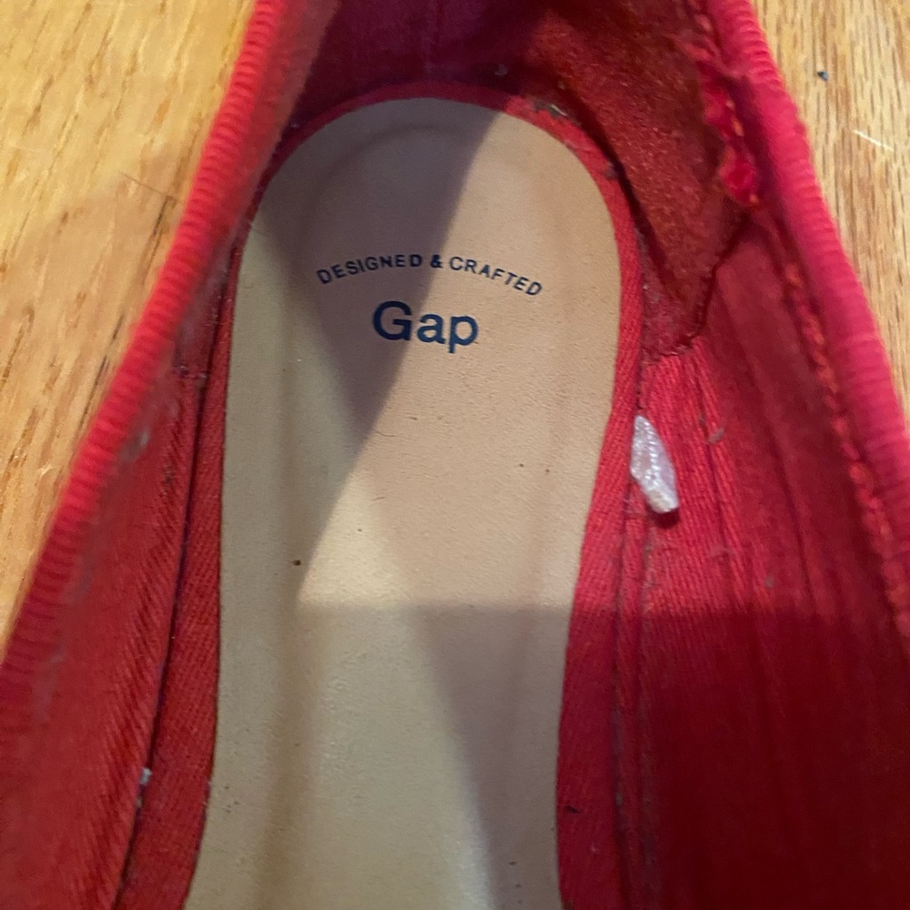 Gap Red Slip Ons - Picture 4 of 4